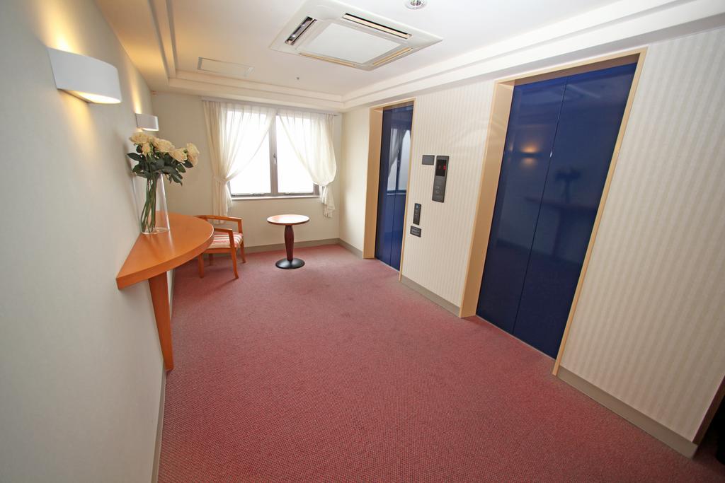 Hotel Prime Inn Toyama Bagian luar foto