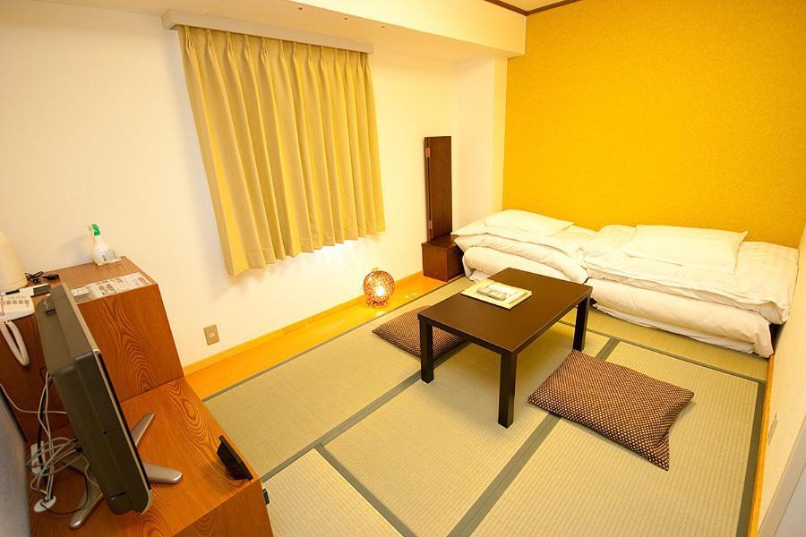 Hotel Prime Inn Toyama Bagian luar foto